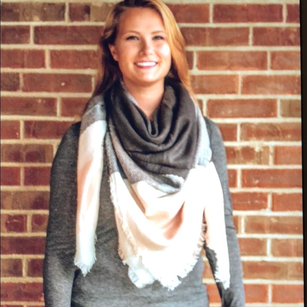 Blanket scarf - Picture 3 of 4